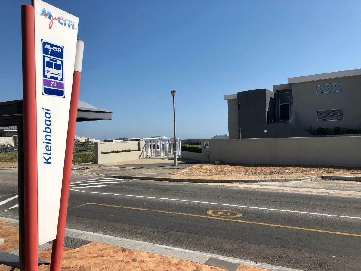 Small Bay Beach Suites Città del Capo Esterno foto